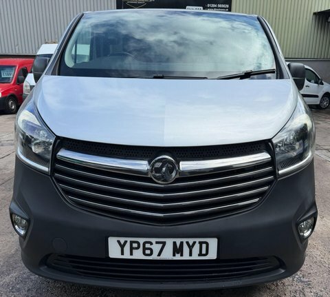 Vauxhall Vivaro Mpv Silver #9