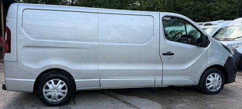 Vauxhall Vivaro Mpv Silver #22
