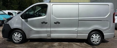 Vauxhall Vivaro Mpv Silver #12