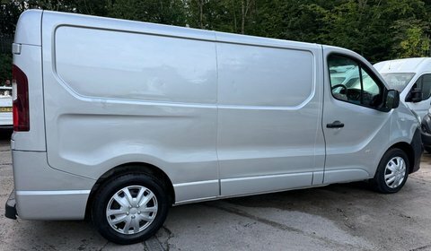 Vauxhall Vivaro Mpv Silver #23
