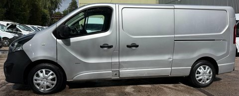 Vauxhall Vivaro Mpv Silver #11