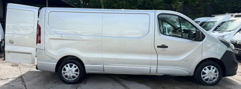 Vauxhall Vivaro Mpv Silver #24