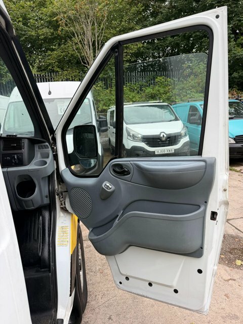 Ford Transit Custom Low Roof Van Tdci 100Ps Silver #27