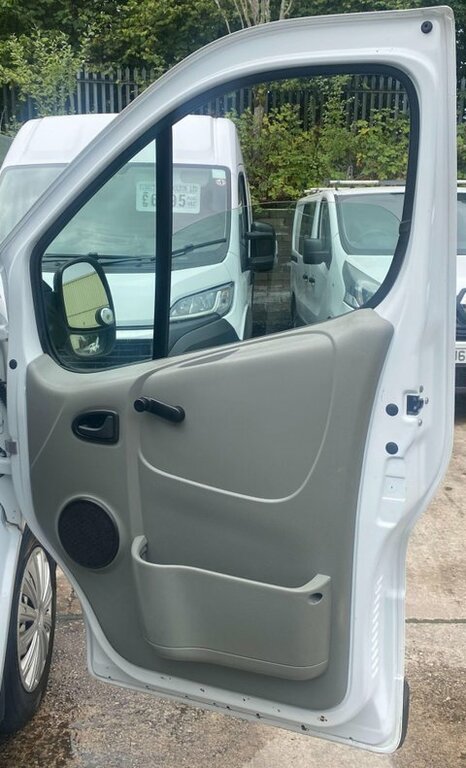 Vauxhall Vivaro 2.0 Cdti Sportive Silver #23