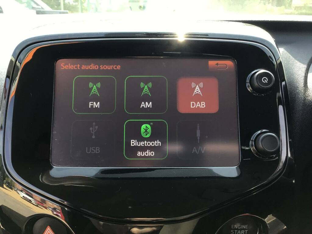 Peugeot 108 1.2 Vti Allure Red #6