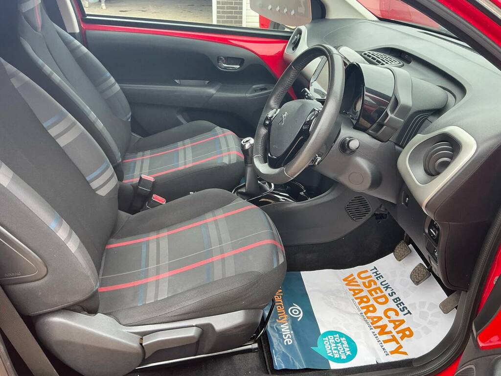 Peugeot 108 1.2 Vti Allure Red #3