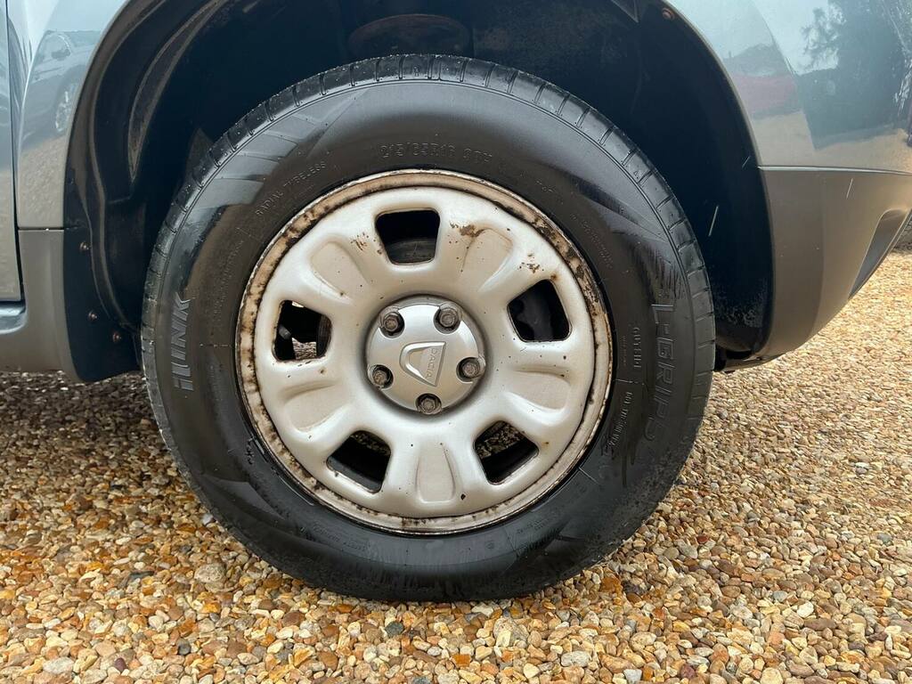 Dacia Duster 1.5 Laureate Dci 4Wd 109 Bhp Blue #22