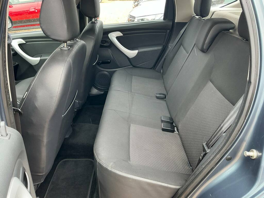 Dacia Duster 1.5 Laureate Dci 4Wd 109 Bhp Blue #14
