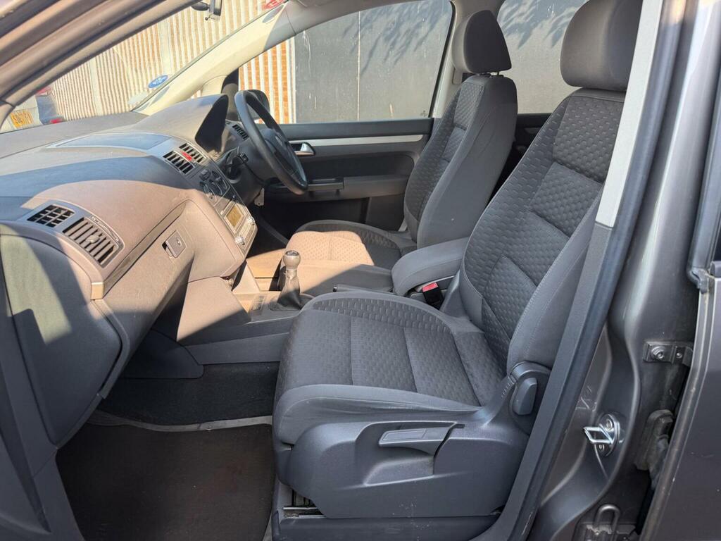 Volkswagen Touran Mpv 2.0 Tdi Se 7 Seats 200757 Grey #4