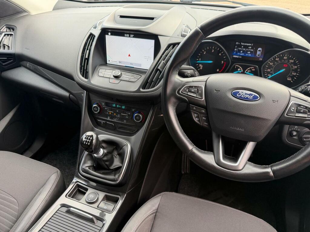 Ford Kuga 2.0 Tdci Titanium Euro 6 Ss White #2
