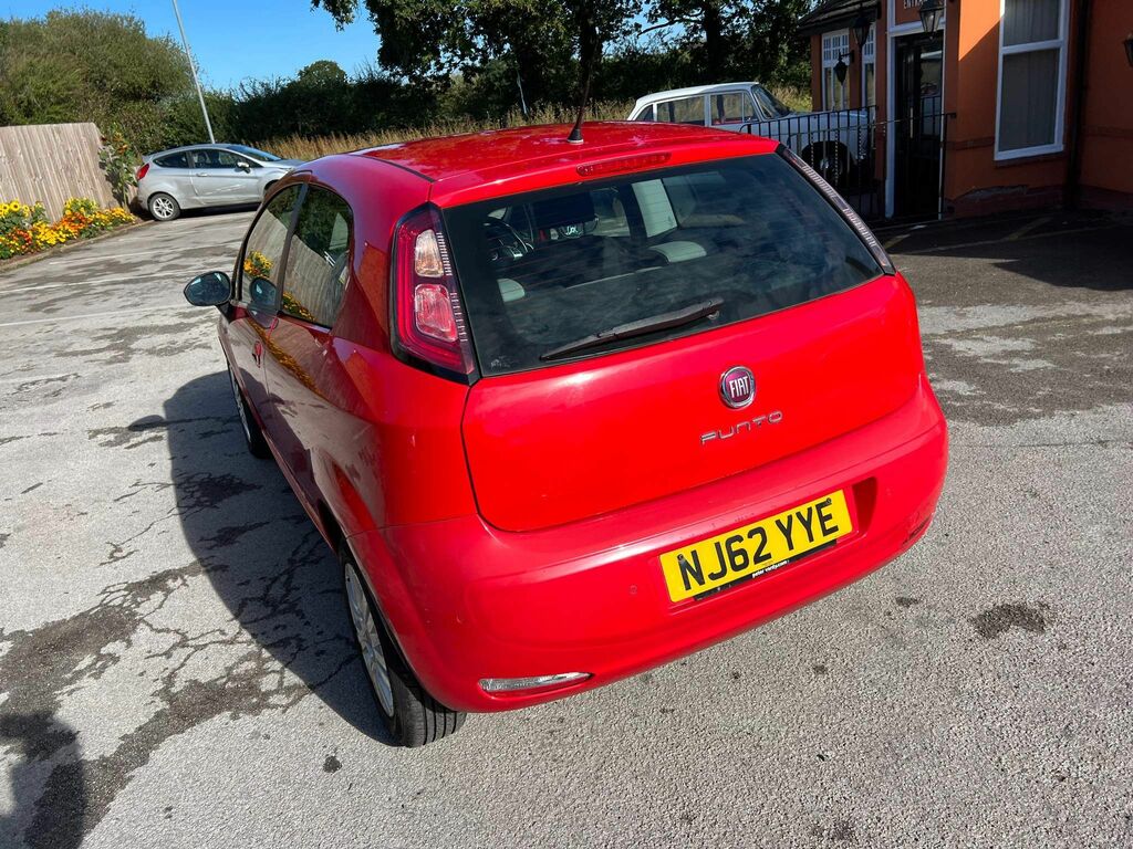 Fiat Punto Hatchback White #18