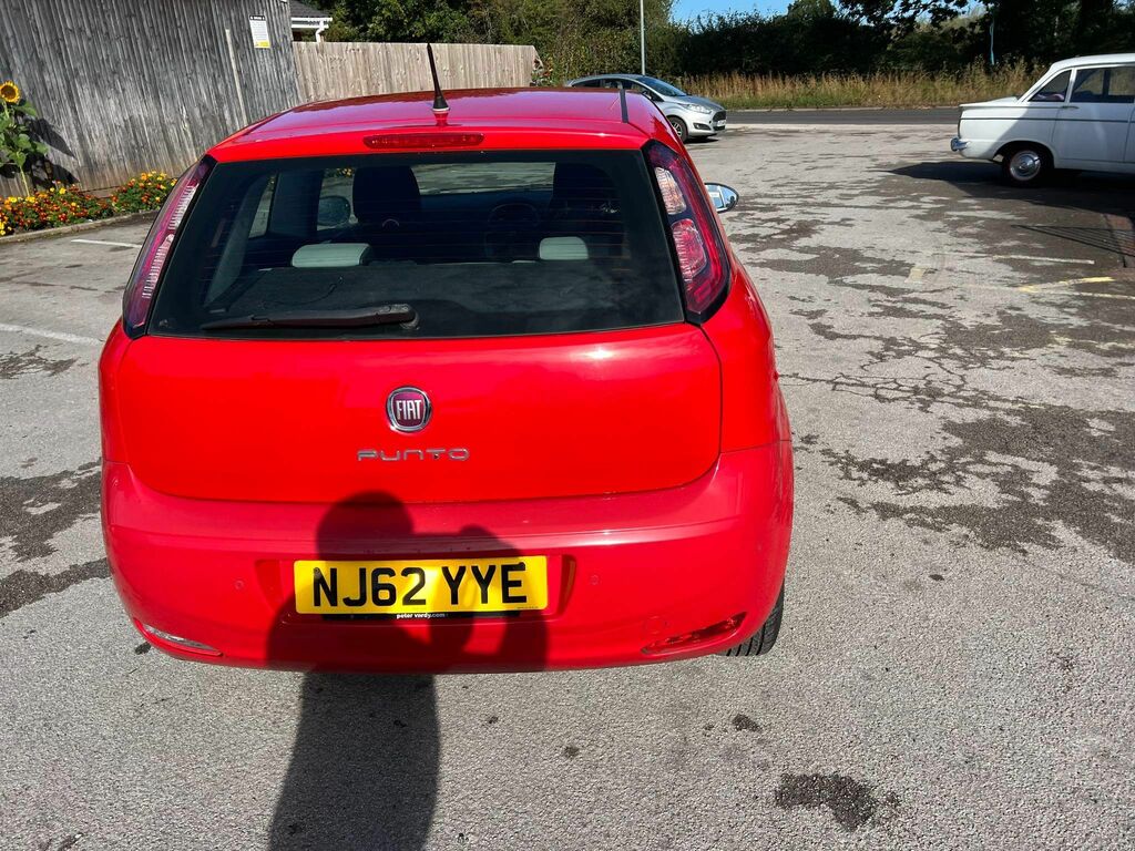 Fiat Punto Hatchback White #20