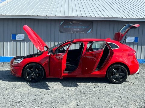 Volvo V40 2.0 T2 R-design NK68FVY Red #3