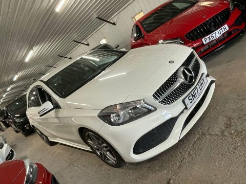 Mercedes-Benz A Class 2.1 A200d Amg SN17UHY White #2