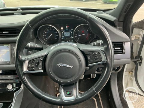 Jaguar XF 2.0D R-sport White #3
