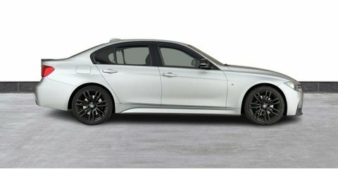 BMW 3 Series 3.0 335I Luxury 302 Bhp Red #2