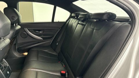BMW 3 Series 3.0 335I Luxury 302 Bhp Red #6