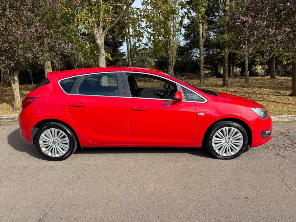 Vauxhall Astra 1.6 16V Excite Euro 5 Red #5