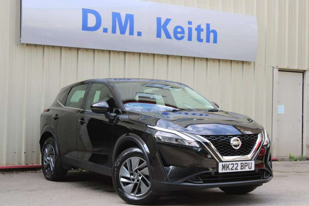 Nissan Qashqai 1.3 Dig-t Mh Acenta Premium Black