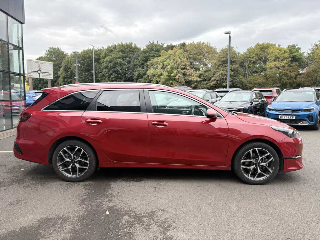 Kia Ceed 1.5T Gdi Isg 138 3 LA25EBG Red #4