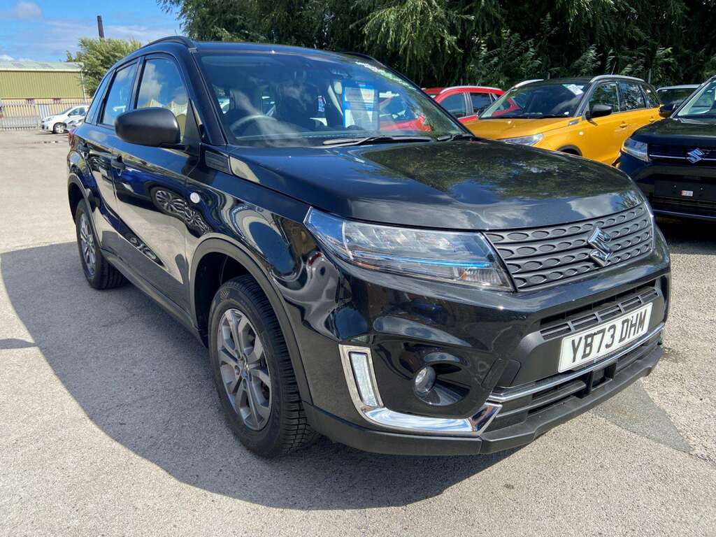 Suzuki Vitara 1.4 Boosterjet 48V Hybrid Go Black