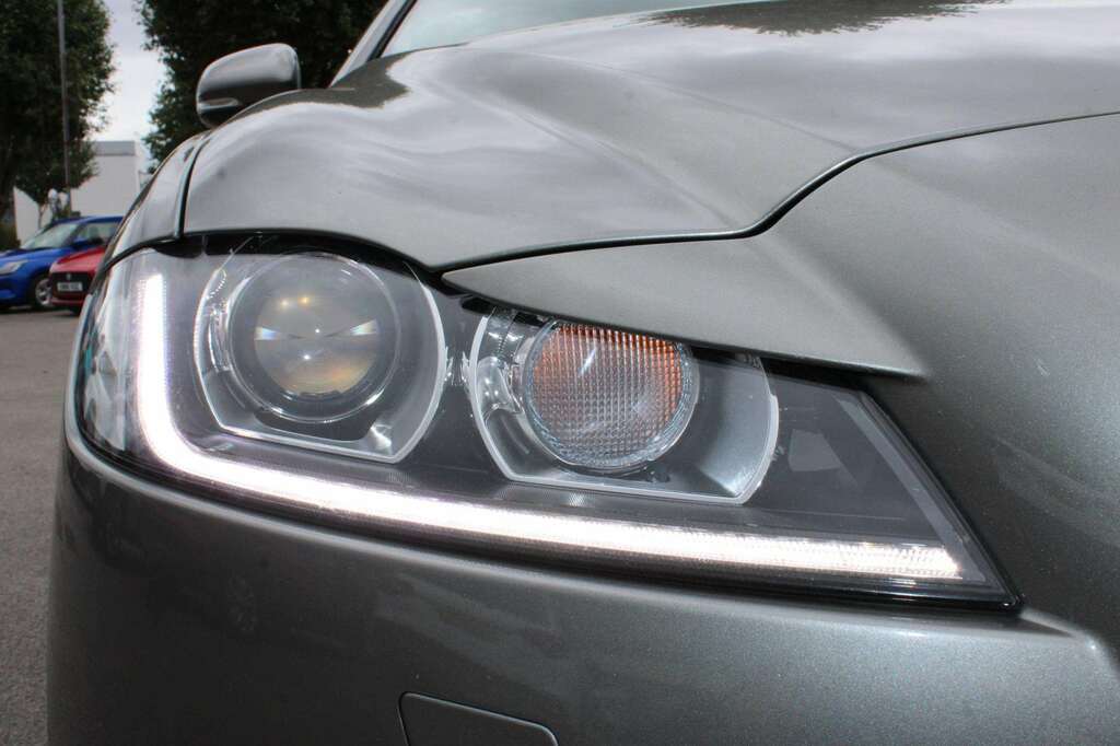 Jaguar XF 2.0D Prestige Grey #8