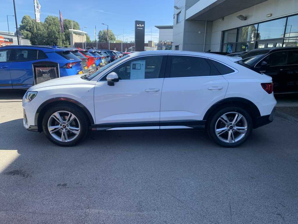 Audi Q3 35 Tfsi S Line S Tronic YC22WXH White #4