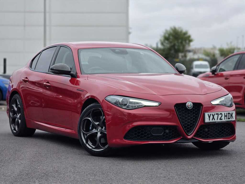Alfa Romeo Giulia 2.0 Tb 280 Estrema Red
