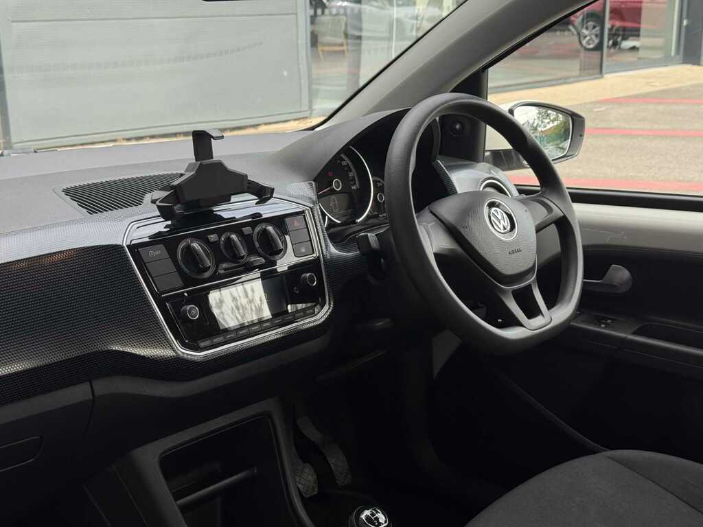 Volkswagen Up 1.0 Move Up YO19VUK White #6