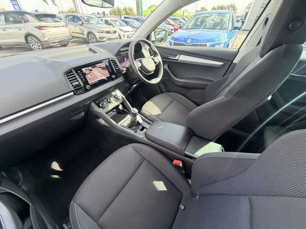 Skoda Karoq 1.0 Tsi 116 Se Edition White #2