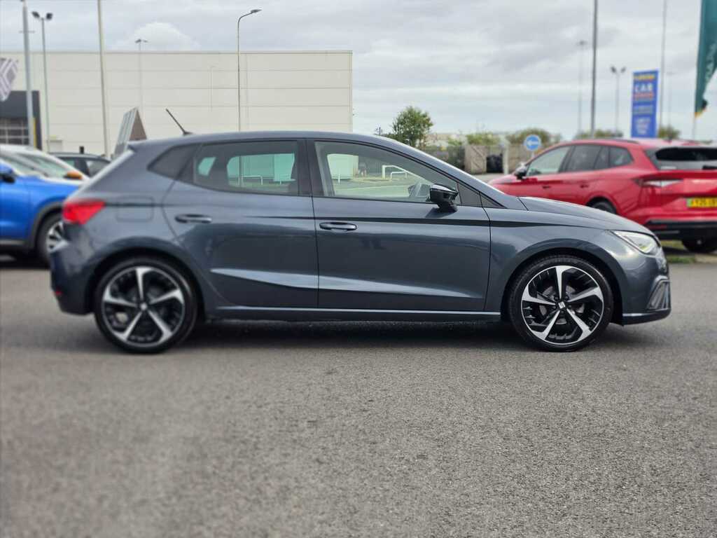 Seat Ibiza 1.0 Tsi 95 Fr Sport Grey #4