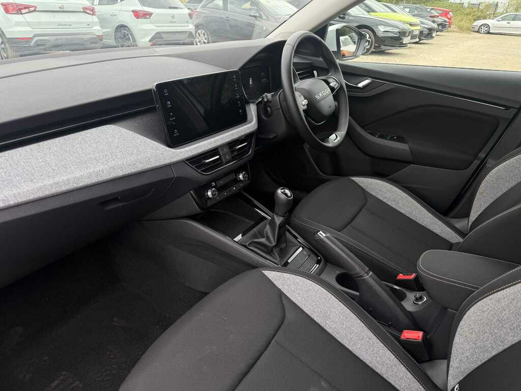 Skoda Scala 1.0 Tsi 116 Se Edition White #6
