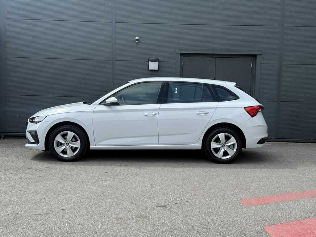 Skoda Scala 1.0 Tsi 116 Se Edition White #4