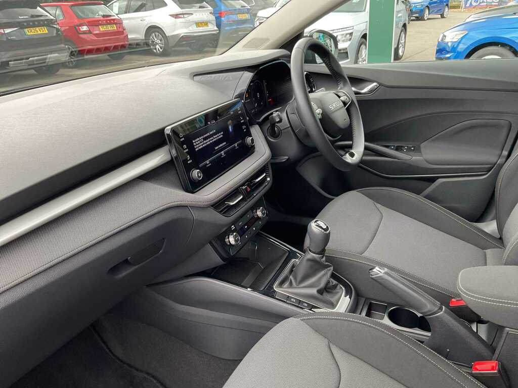 Skoda Fabia 1.0 Tsi 116 Design Edition Black #2