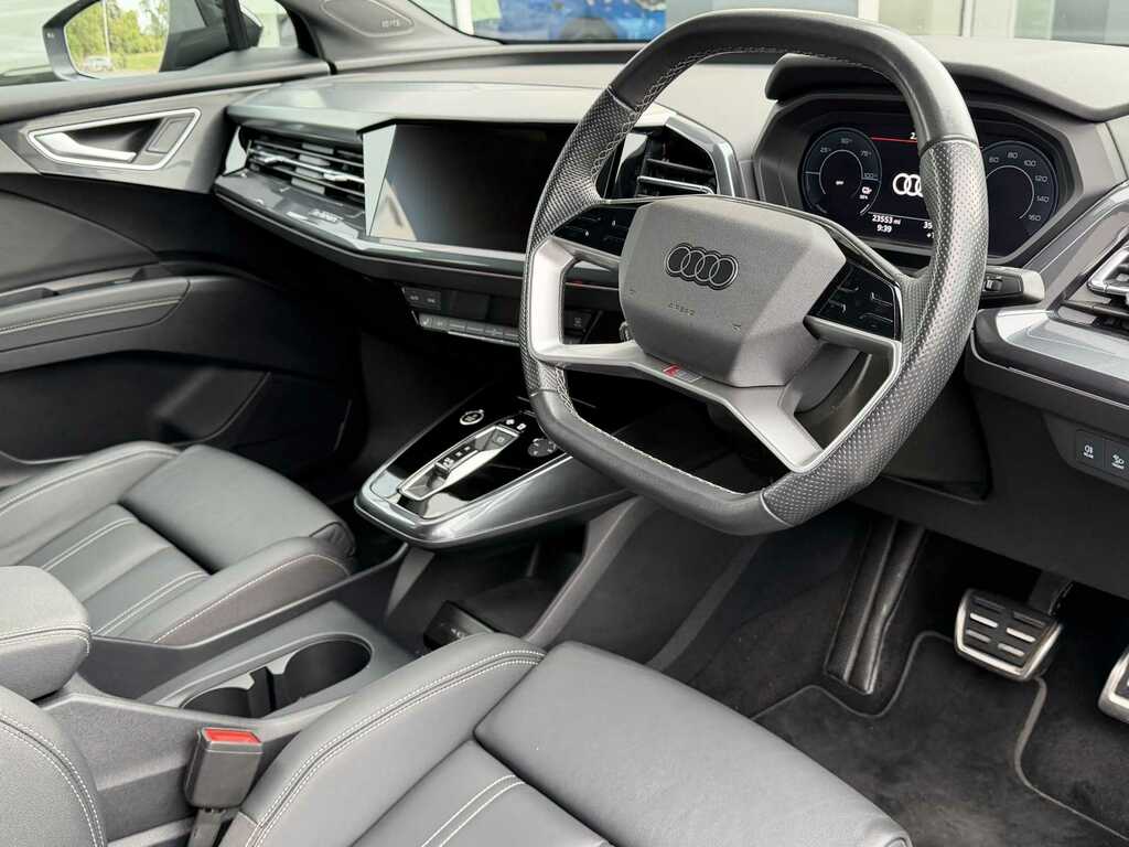 Audi Q4 E Tron 210Kw 45 Quattro 82Kwh Black Edition Black #6