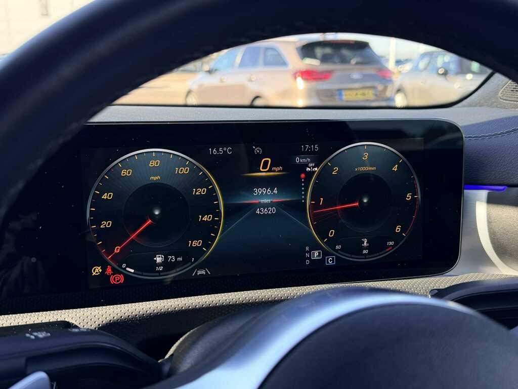 Mercedes-Benz CLA Class Cla 250 E #36