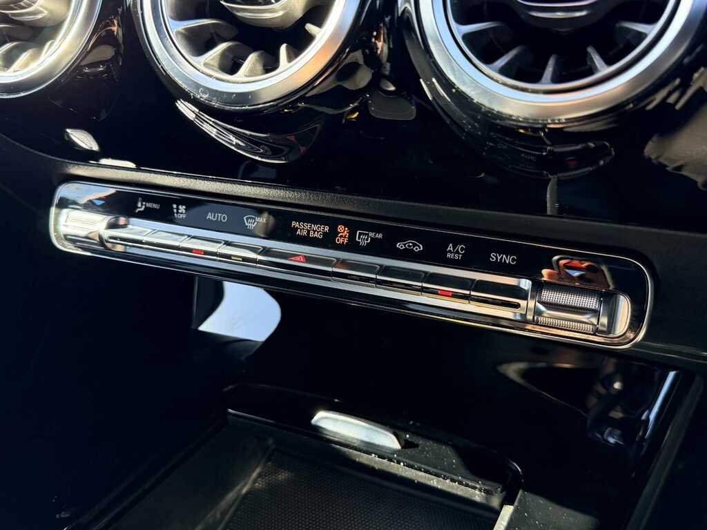 Mercedes-Benz CLA Class Cla 250 E #22