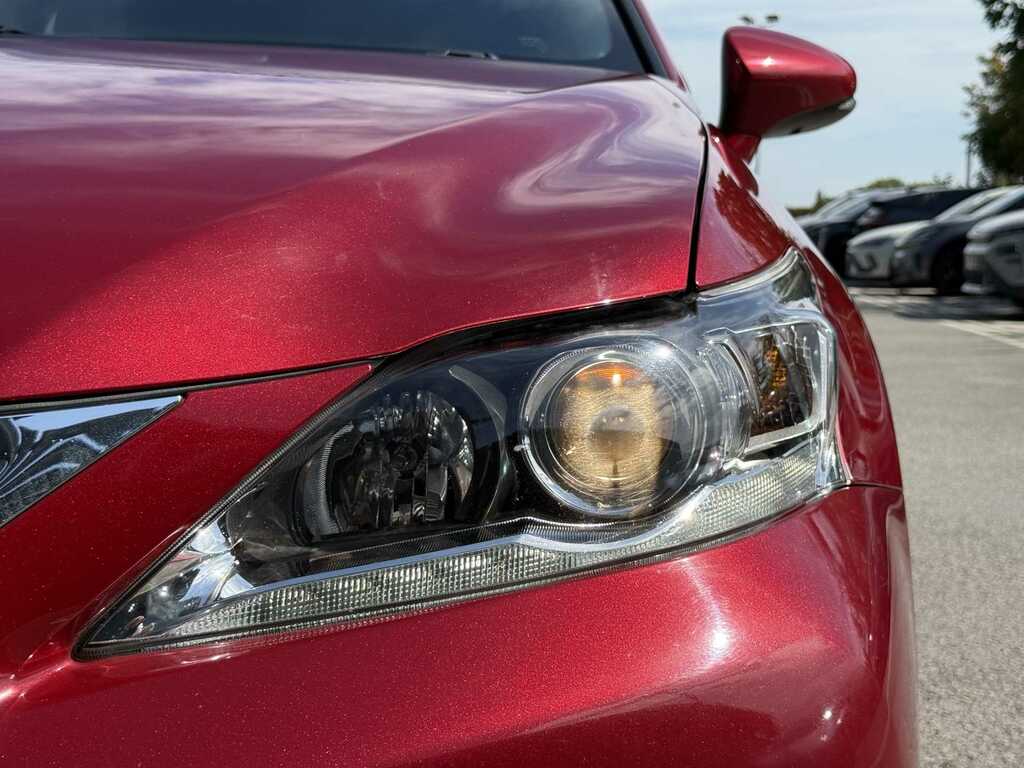 Lexus CT 1.8 200H Se-l White #14