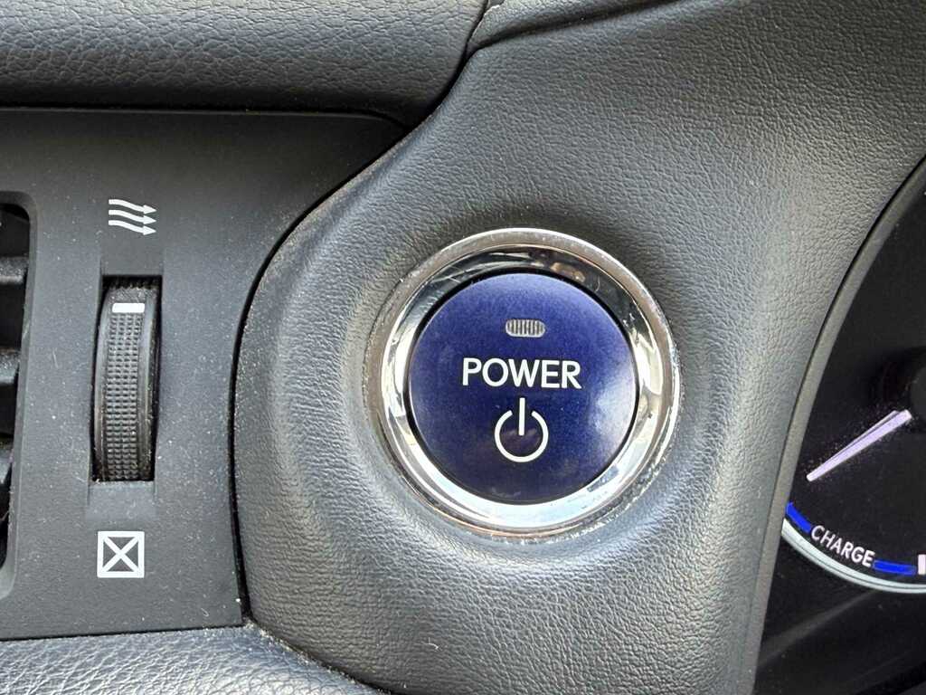 Lexus CT 1.8 200H Se-l White #31