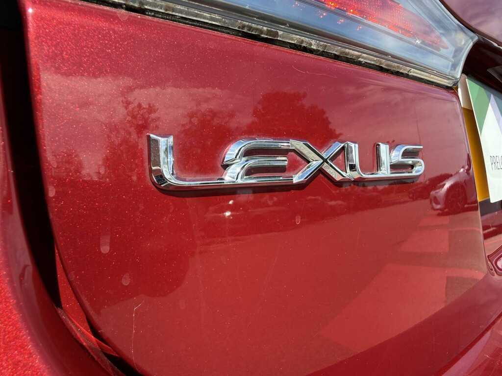Lexus CT 1.8 200H Se-l White #36