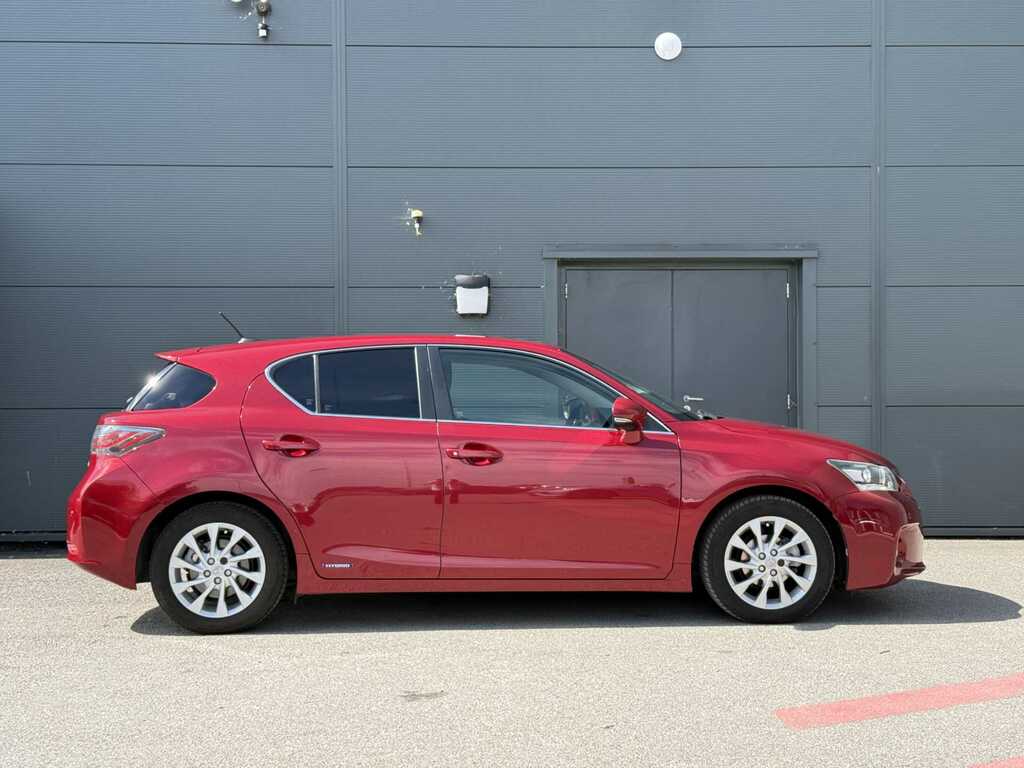 Lexus CT 1.8 200H Se-l White #16