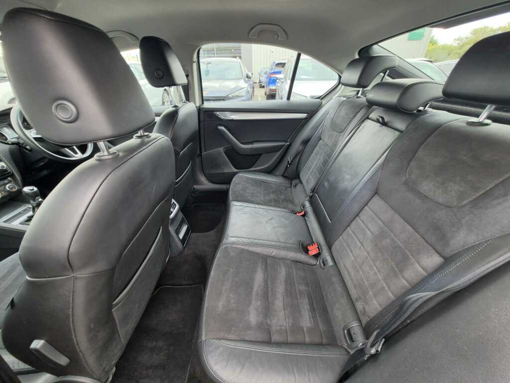 Skoda Octavia 1.6 Tdi Se Blue #34