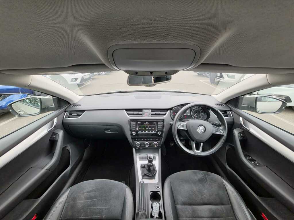 Skoda Octavia 1.6 Tdi Se Blue #37