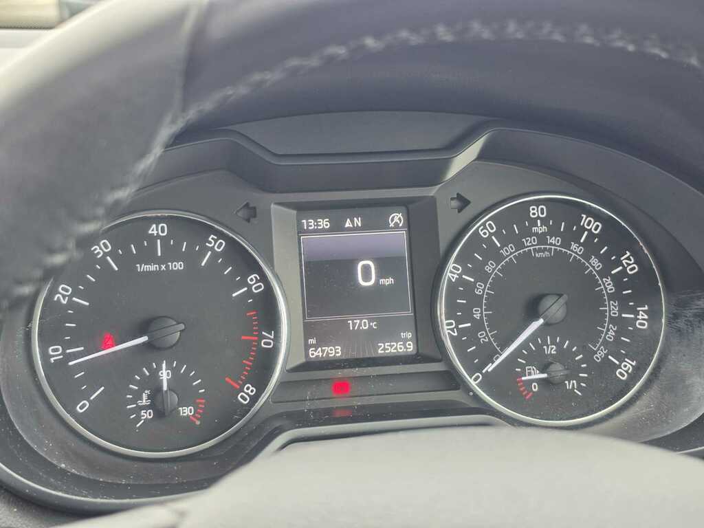 Skoda Octavia 1.6 Tdi Se Blue #18