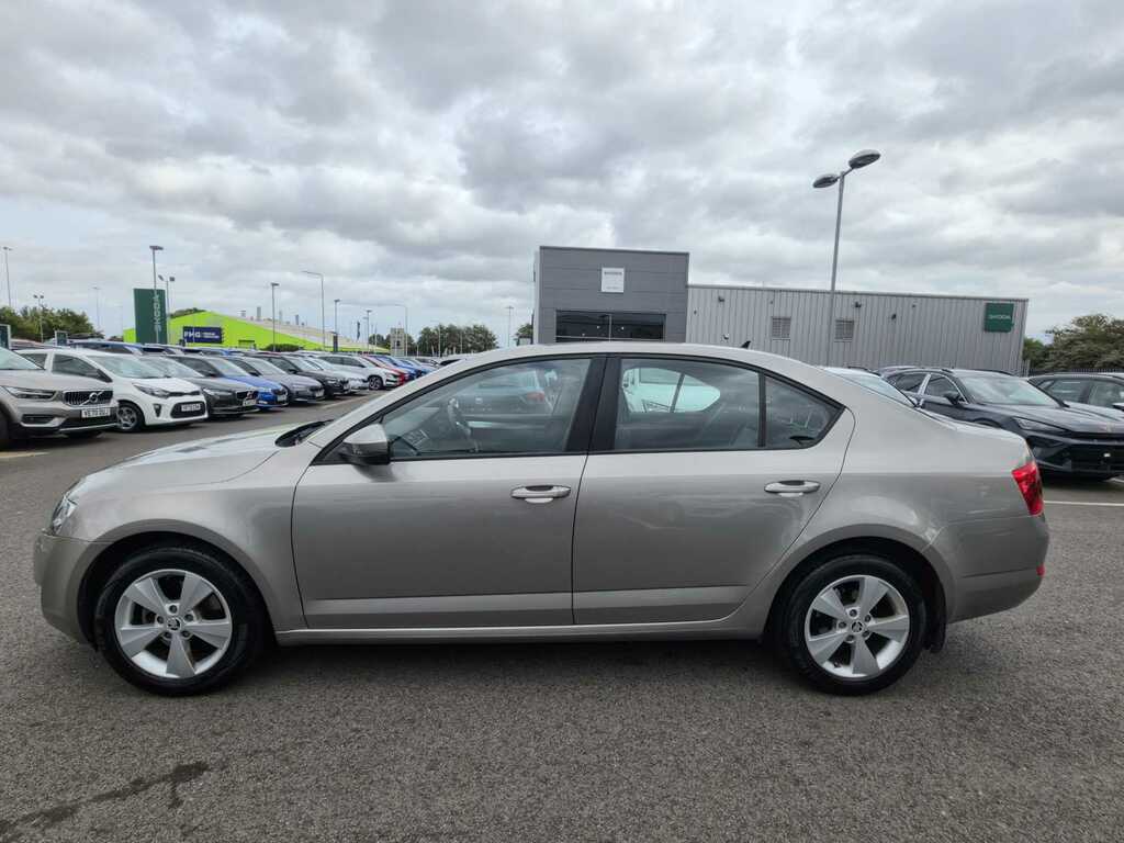 Skoda Octavia 1.6 Tdi Se Blue #39