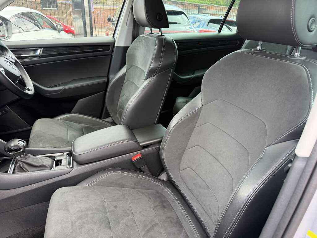Skoda Kodiaq Automatic White #24