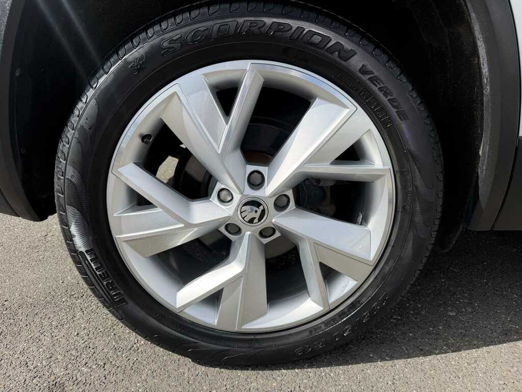 Skoda Kodiaq Automatic White #8