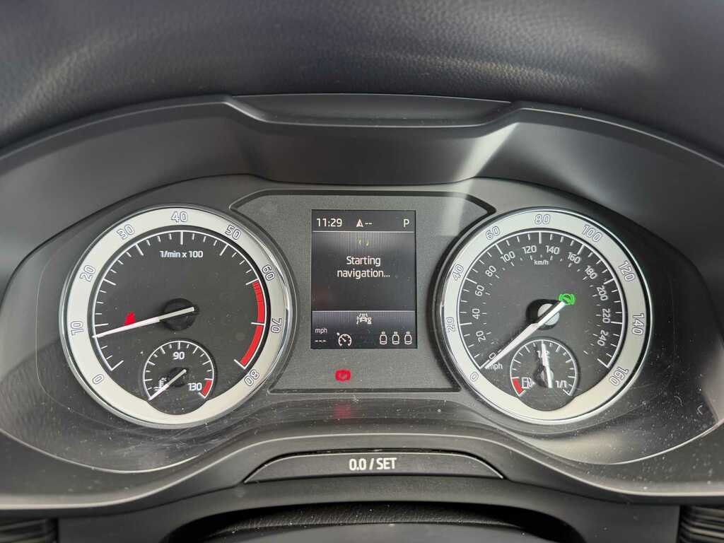 Skoda Kodiaq Automatic White #31