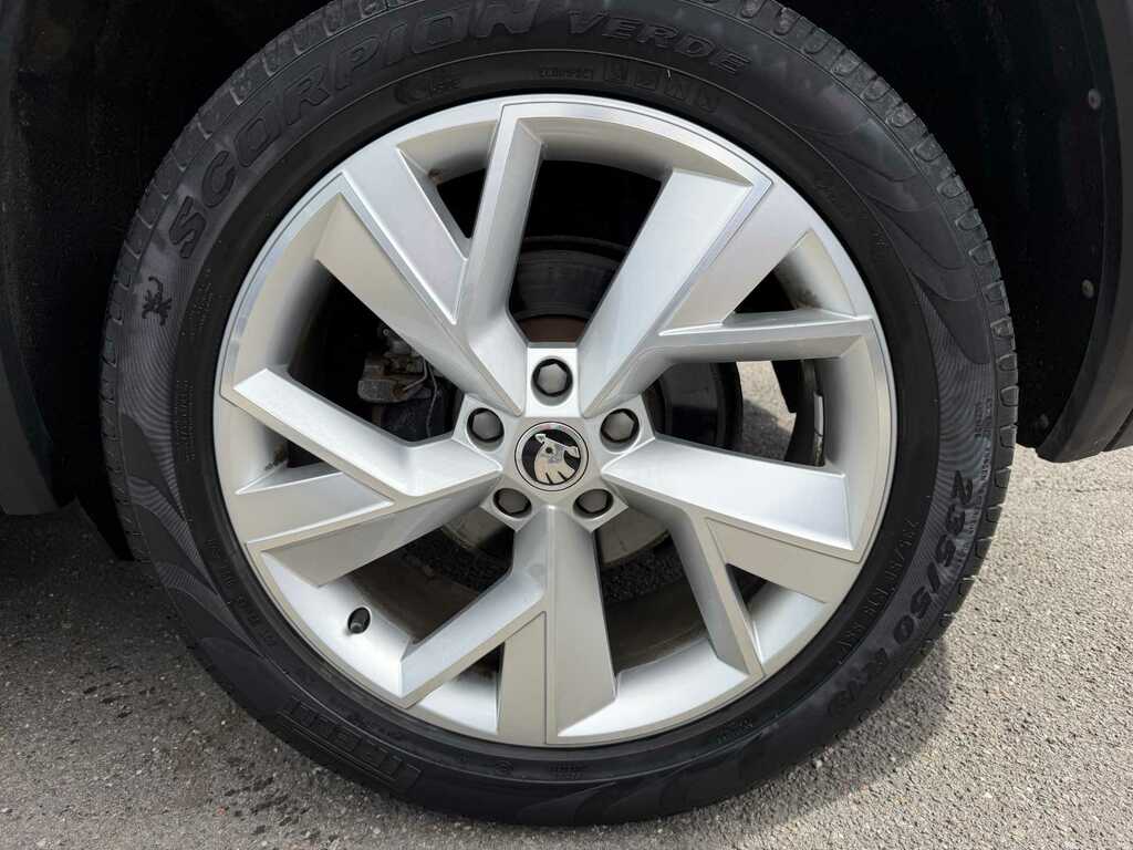 Skoda Kodiaq Automatic White #9