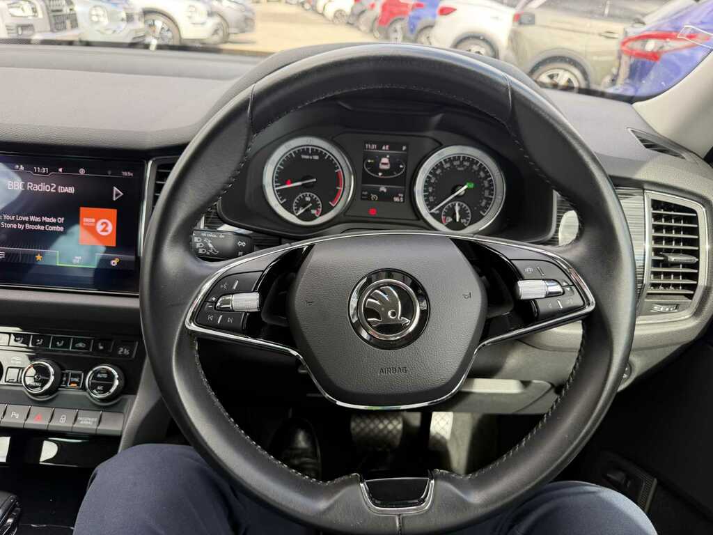 Skoda Kodiaq Automatic White #38